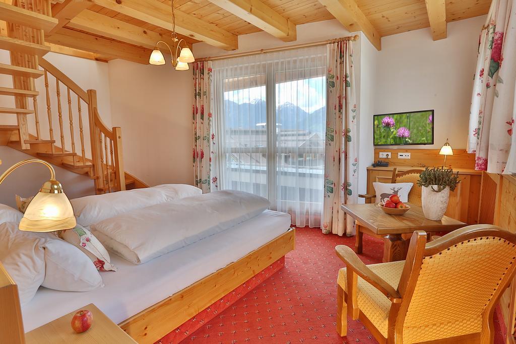 Hotel Astoria Serfaus Exterior photo